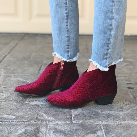 Burgundy Textural Velvet V Top Booties - Picture 2 of 10